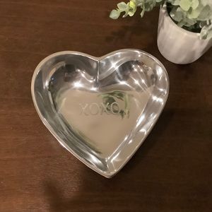 Silver Heart Shaped XOXO Candy Dish 💜